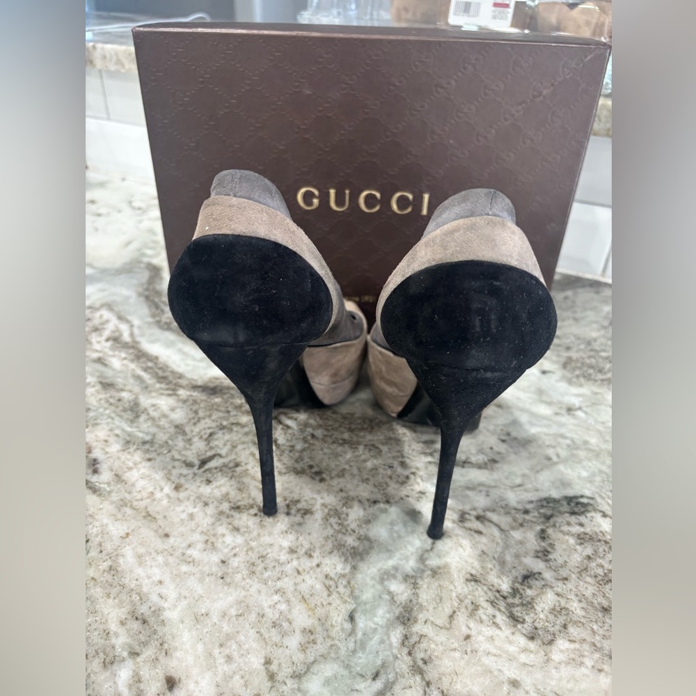 Gucci Women's Taupe Peep-Toe Heels Size:41 - Picture 7 of 10